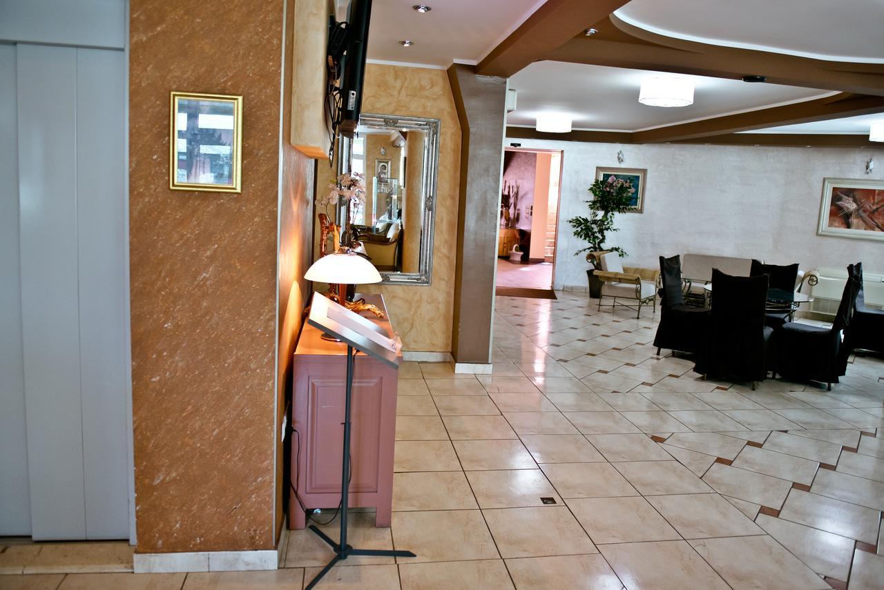 Hotel Mir Medjugorje Ngoại thất bức ảnh